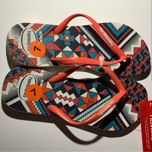 Havaianas Multicolor Geometric Flip Flops